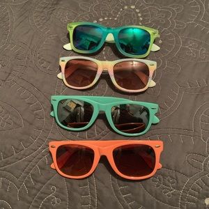 PACK OF 4! Ray Ban Style Sunglasses